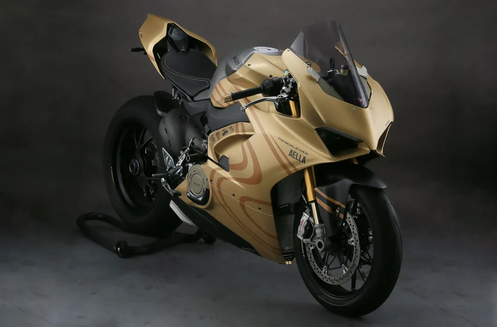 aella_panigale_v4